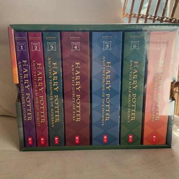Harry Potter the complete series 1-7 box set book - Picture 6 of 6